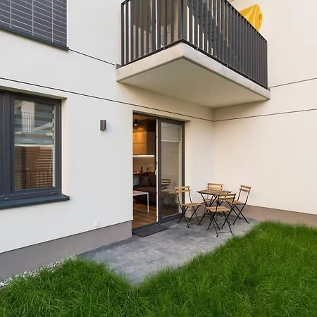 Cozy With Garden Prestigious Location *