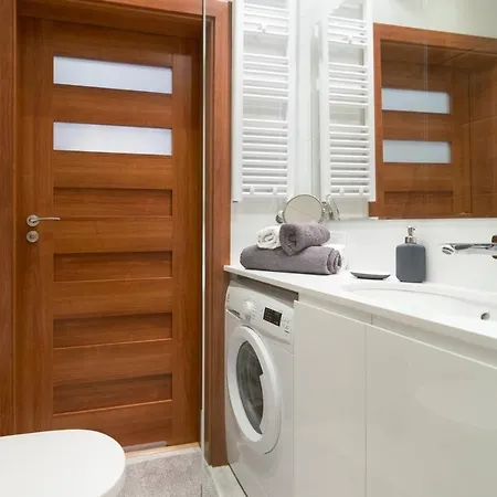 Cozy With Garden Prestigious Location * Krakow