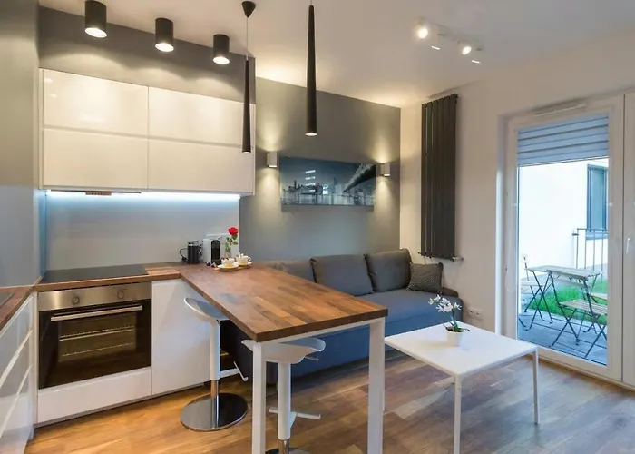 Cozy With Garden Prestigious Location * Cracóvia