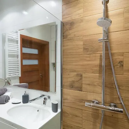 Apartmán Cozy With Garden Prestigious Location *